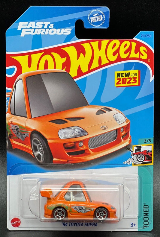 Hot Wheels 2023 #211/250 '94 Toyota Supra (Tooned), orange