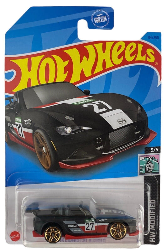 Hot Wheels 2023 #114/250 '15 Mazda MX-5 Miata, matte black
