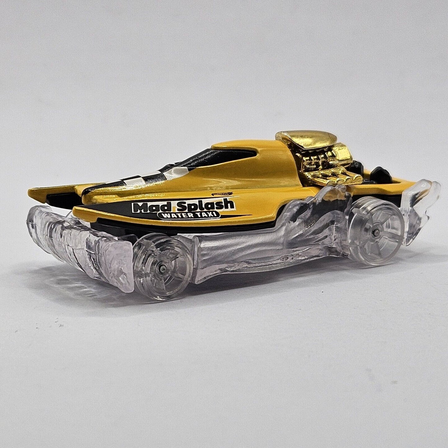 Hot Wheels 2023 #168/250 Mad Splash, NEW/LOOSE, yellow