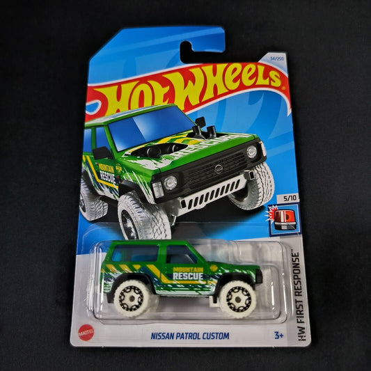 Hot Wheels 2024 #034/250 Nissan Patrol Custom, green