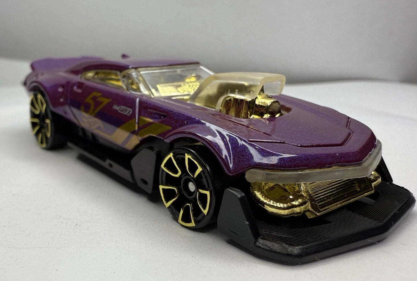 Hot Wheels 2025 57th Anniversary mix B 2/6, NEW/LOOSE, Mod Speeder