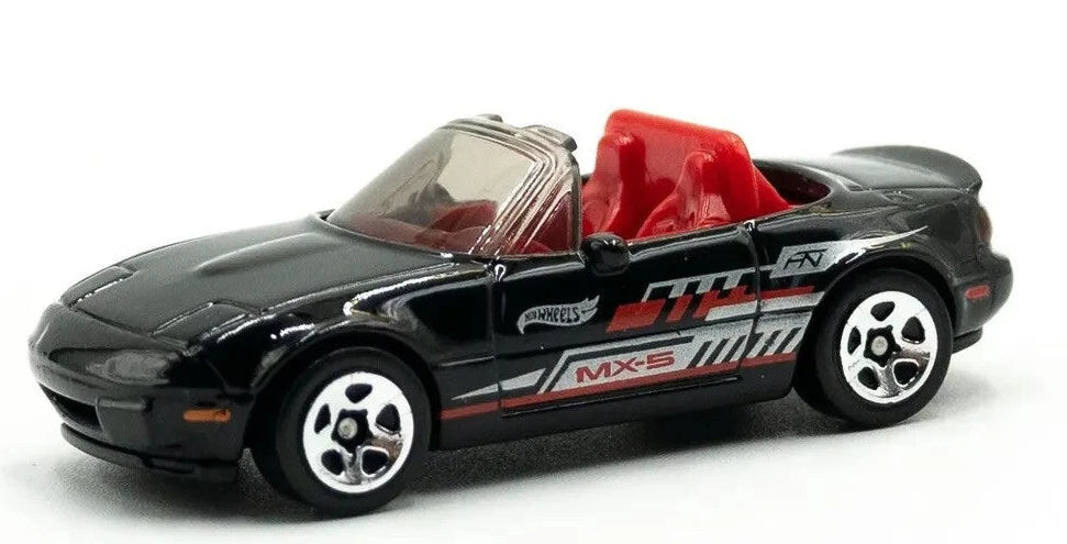 Hot Wheels 2024 #120/250, '91 Mazda MX-5 Miata, NEW/LOOSE, black