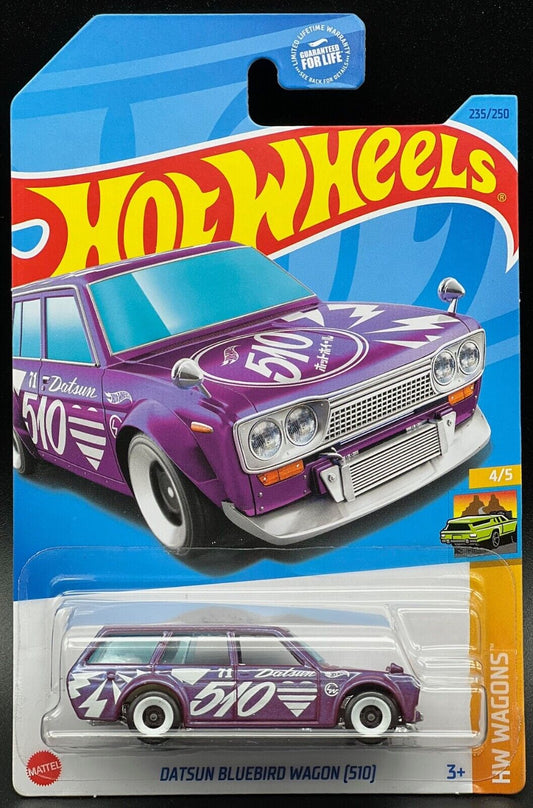 Hot Wheels 2023 #235/250 '71 Datsun Bluebird 510 Wagon, purple chameleon