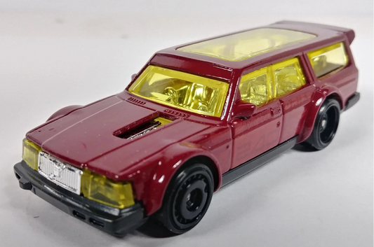 Hot Wheels 2022 #232/250 Volvo 240 Drift Wagon, NEW/LOOSE, maroon