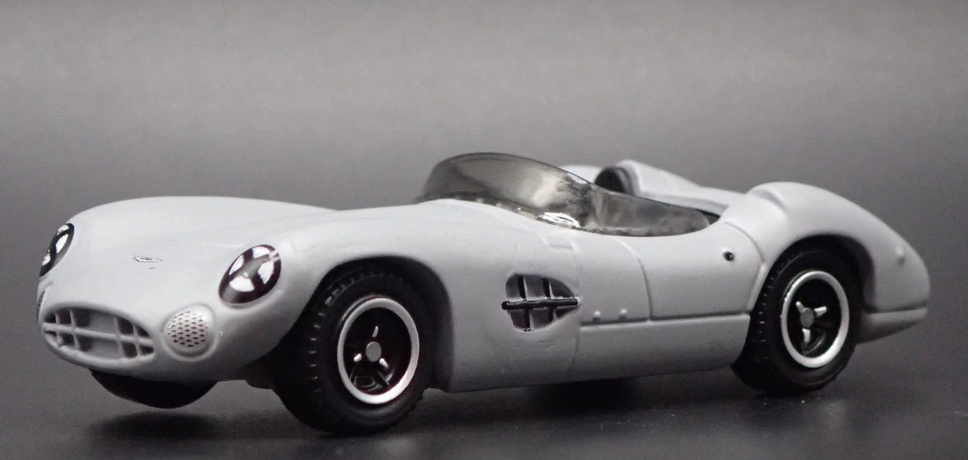 Matchbox 2026 #072/125, 1956 Aston Martin DBR1, NEW/LOOSE, matte light grey