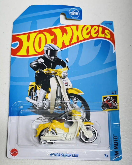 Hot Wheels 2023 #087/250 Honda Super Cub, yellow