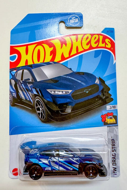Hot Wheels 2023 #081/250 Ford Mustang Mach-E 1400, lighter blue