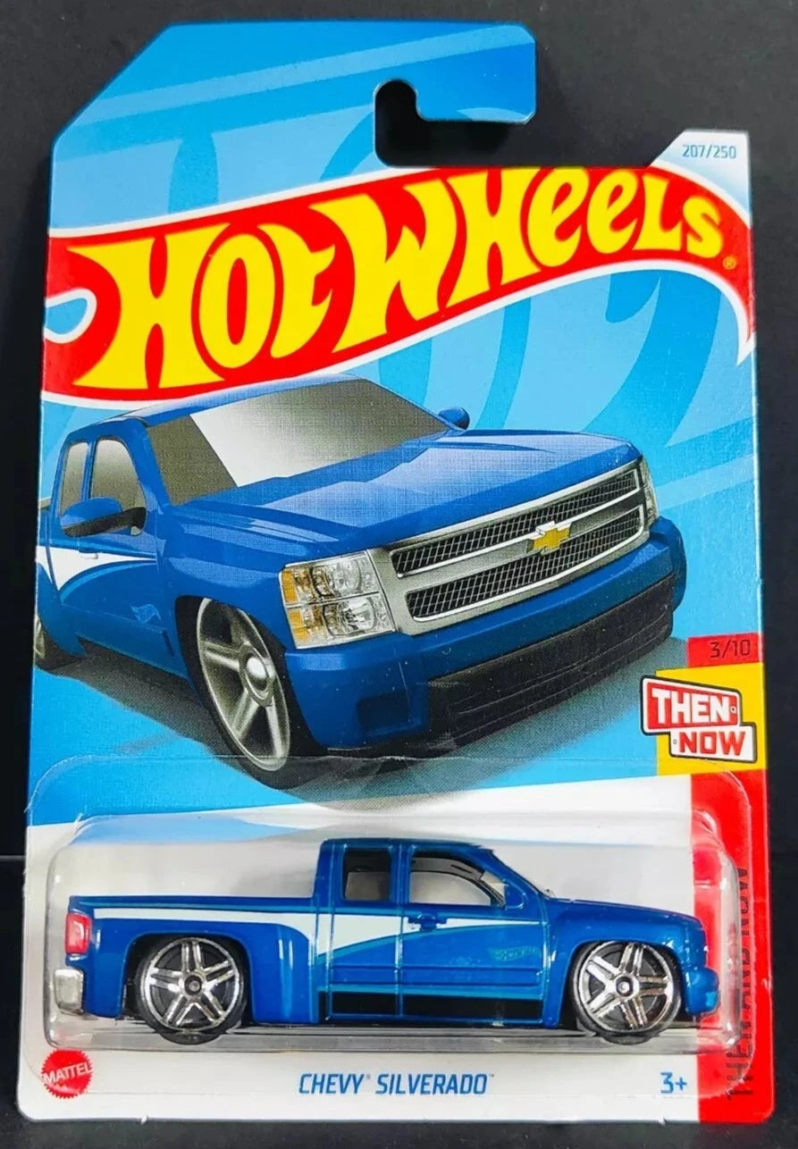 Hot Wheels 2024 #207/250 Chevy Silverado, blue