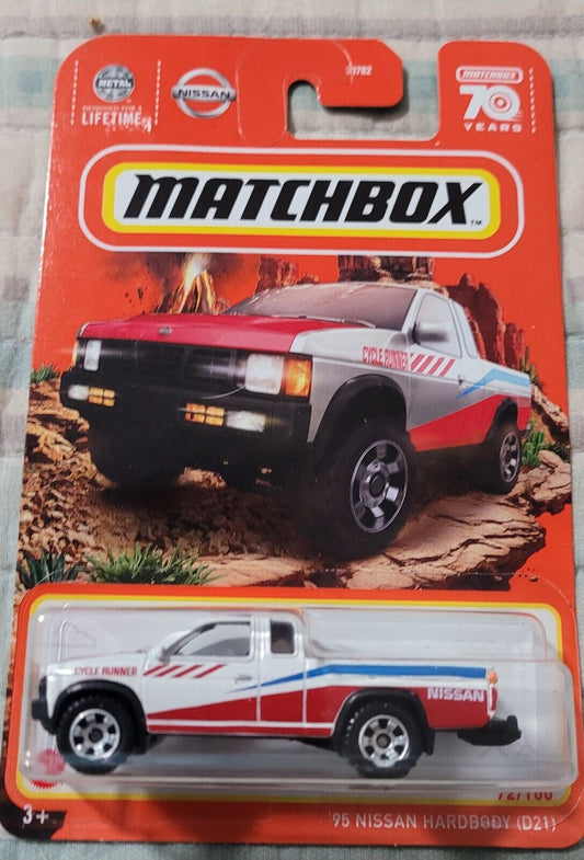 Matchbox 2023 #072/100 '95 Nissan Hardbody, white