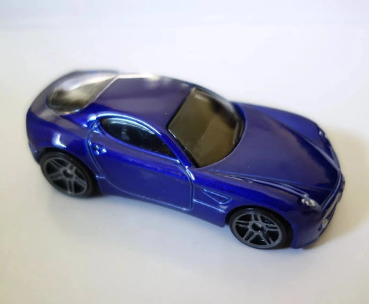 Hot Wheels 2023 Multipack Exclusive Alfa Romeo 8C Competizione, blue