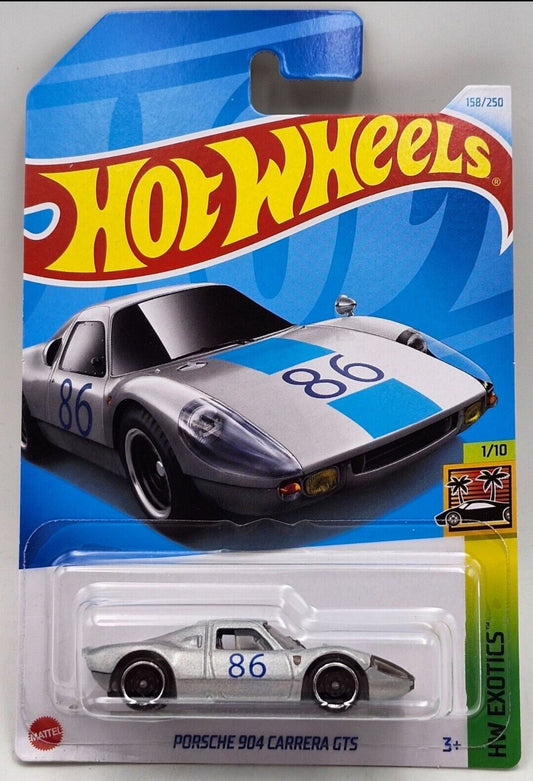 Hot Wheels 2024 #158/250 Porsche 904 Carrera GTS, silver