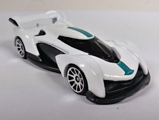 Hot Wheels 2023 #250/250 McLaren Solus GT, NEW/LOOSE, white