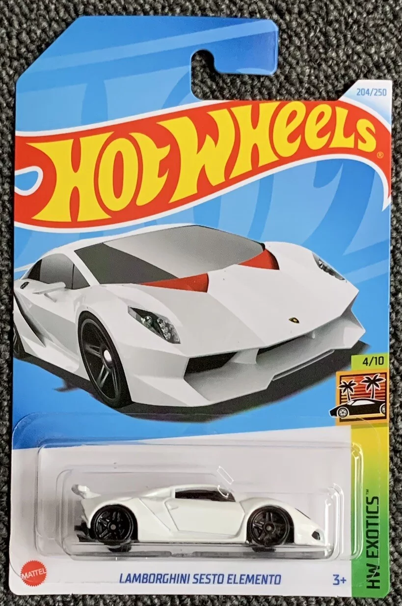 Hot Wheels 2024 #204/250 Lamborghini Sesto Elemento, white