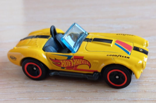 Hot Wheels 2022 #152/250 Shelby Cobra 427 S/C, NEW/LOOSE, yellow