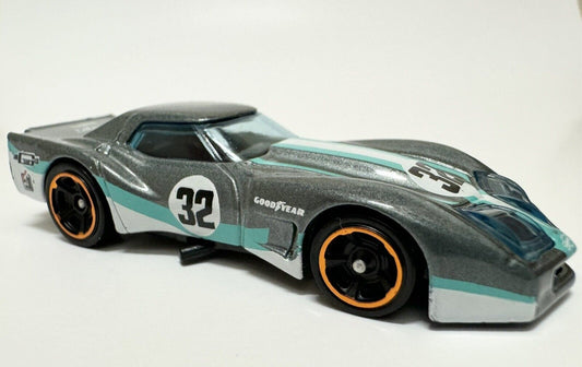 Hot Wheels 2024 #011/250 '76 Greenwood Corvette, NEW/LOOSE, grey