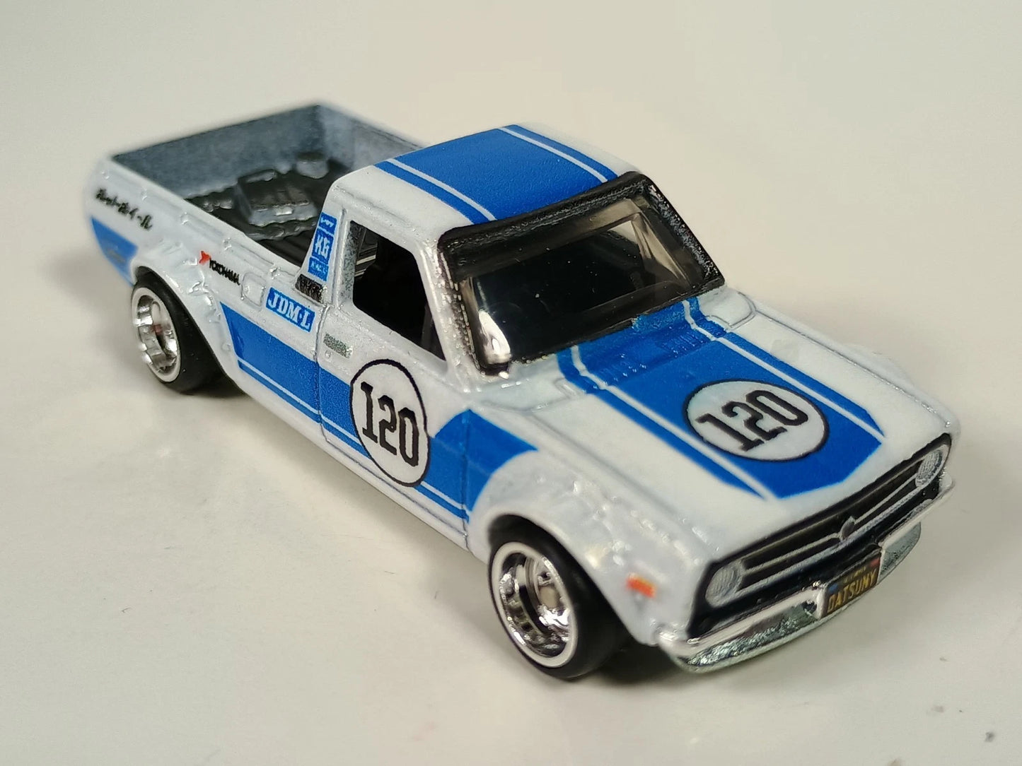 Hot Wheels 2021 Hyper Haulers 5/5, 1975 Datsun Sunny Truck (B120), NEW/LOOSE, white