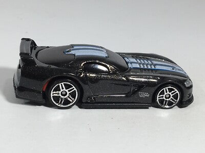 Hot Wheels 2006 #062 Dodge Viper GTS-R, NEW/LOOSE, metalflake black (blacked out windows)