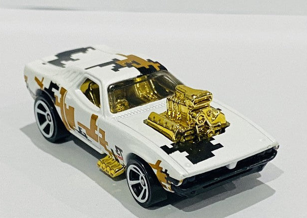 Hot Wheels 2023 #032/250 Rodger Dodger, NEW/LOOSE, white