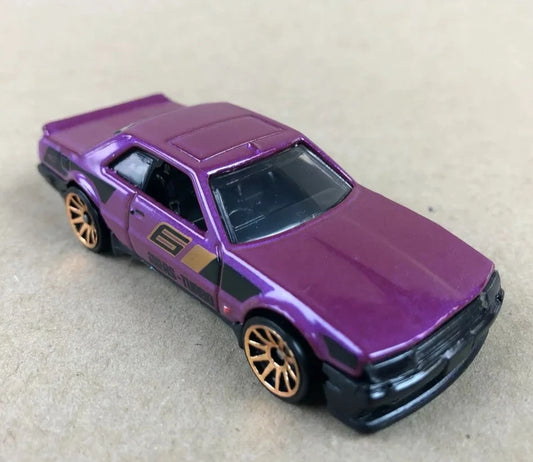 Hot Wheels 2024 #044/250 Nissan Skyline RS (KDR30), NEW/LOOSE, plum