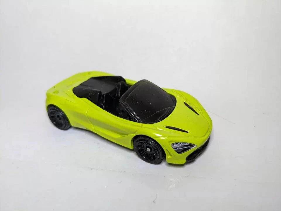 Matchbox 2022 Multipack Exclusive McLaren 720S Spyder, lime green