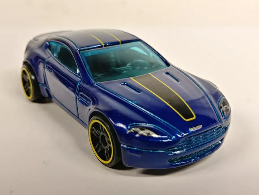 Hot Wheels 2019 Multipack Exclusive Aston Martin V8 Vantage, NEW/LOOSE, blue