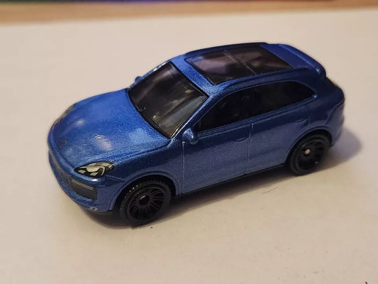 Matchbox 2023 #078/100 Porsche Cayenne Turbo, NEW/LOOSE, blue