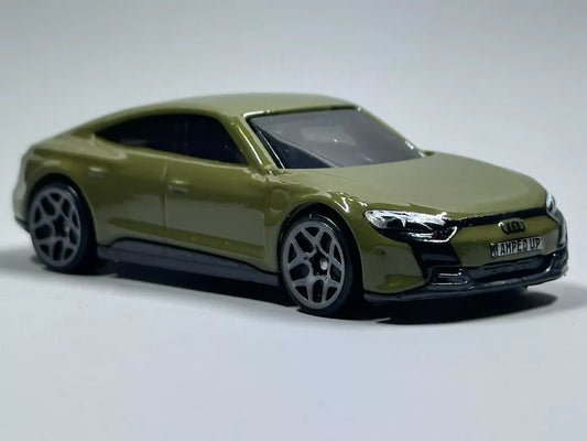 Hot Wheels 2024 #036/250 Audi RS E-Tron GT, NEW/LOOSE, olive green