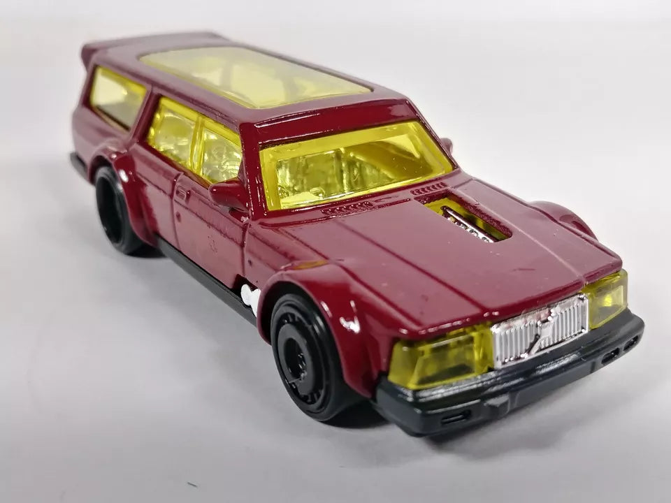 Hot Wheels 2022 #232/250 Volvo 240 Drift Wagon, NEW/LOOSE, maroon