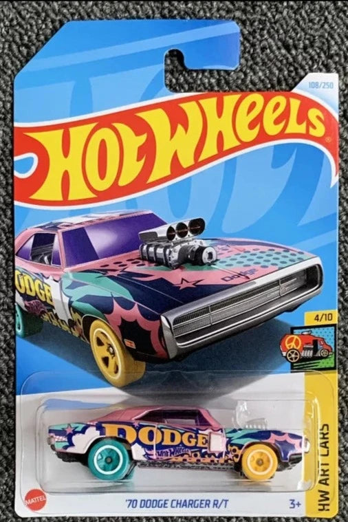 Hot Wheels 2024 #108/250 '70 Dodge Charger R/T, pink