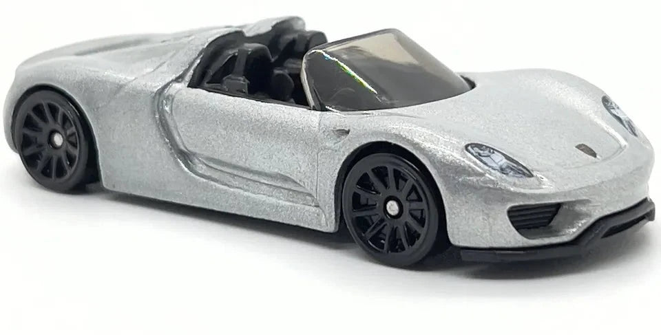 Hot Wheels 2018 #184/250 Porsche 918 Spyder, NEW/LOOSE, silver